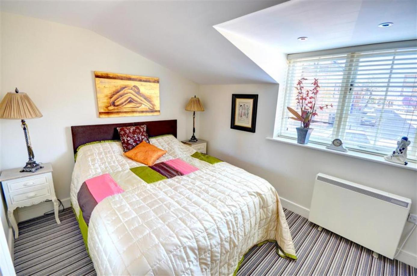 סקארבורו Hotties House - Two-Bed Cottage, Dog-Friendly & Off-Street Parking - מראה חיצוני תמונה